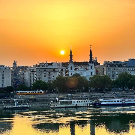 Luxury Residence With A Beautiful View For The Danube River Boedapest Buitenkant foto