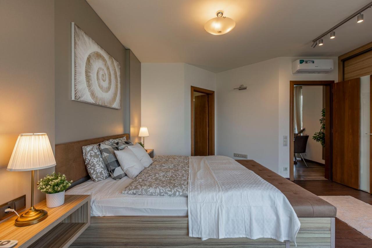 Luxury Residence With A Beautiful View For The Danube River Boedapest Buitenkant foto