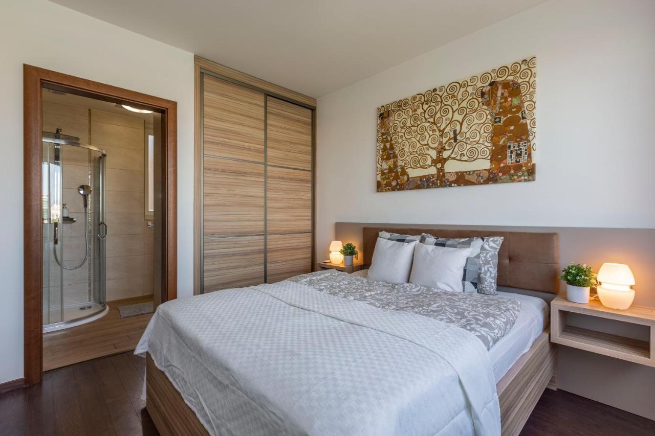 Luxury Residence With A Beautiful View For The Danube River Boedapest Buitenkant foto